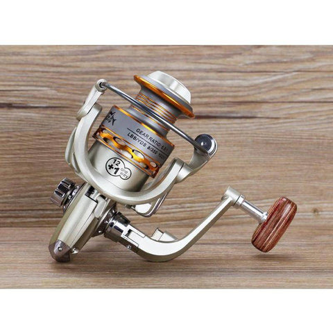 Image of Classic Spinning Fishing Reel | 5.5:1 Gear Ratio  12 +1BB | Wooden handshake